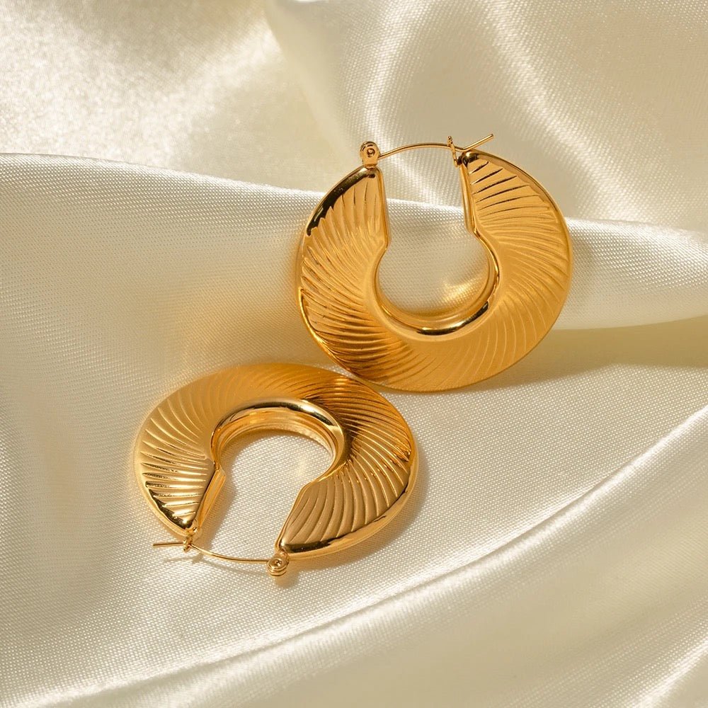 Naomi Gold Hoop Earrings - Calilo Australia