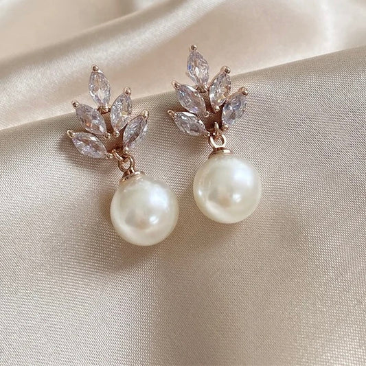 Sandra Pearl Drop Earrings - Calilo Australia