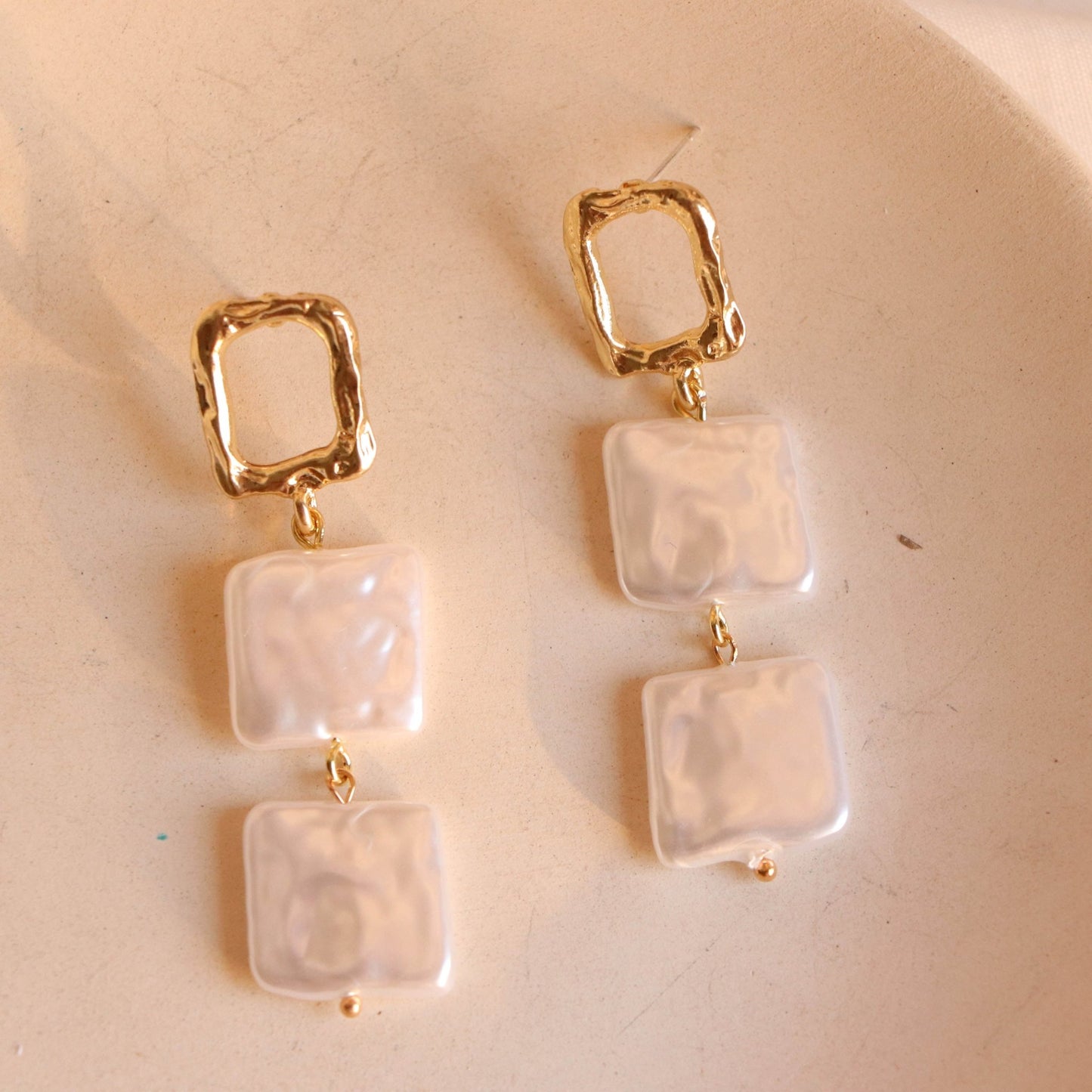 Elise Pearl Drops - Coco & Cali