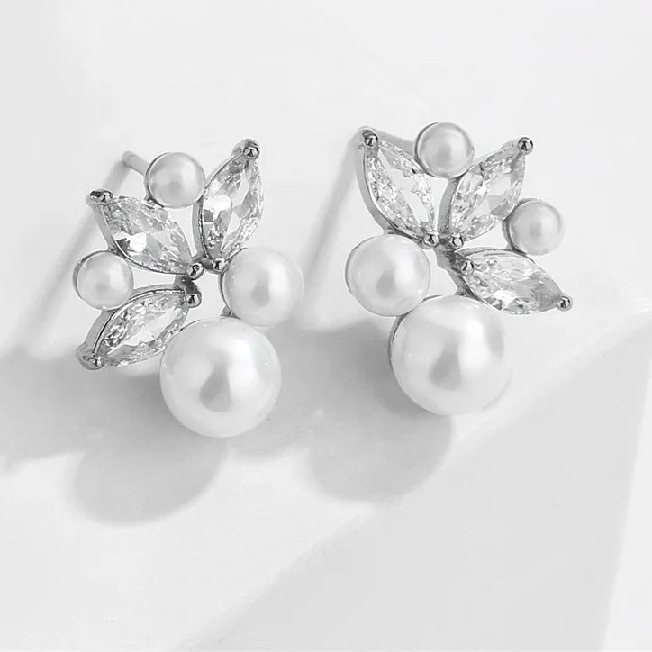 Kathryn Pearl Earrings - Coco & Cali