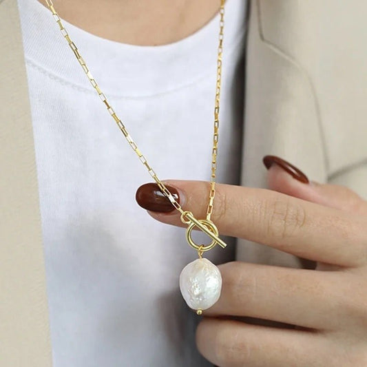 Phoenix Pearl Necklace - Coco & Cali