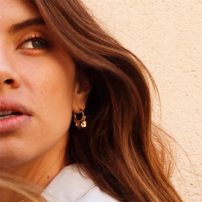Sarah Mini Hoop Earrings - Coco & Cali
