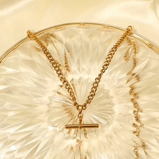 Avery T-Bar Necklace