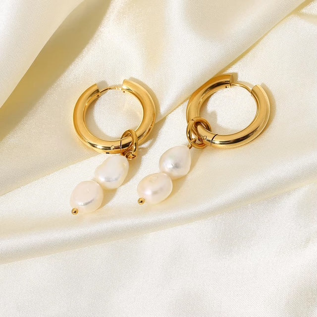 Calilo Pearl Gold Hoops