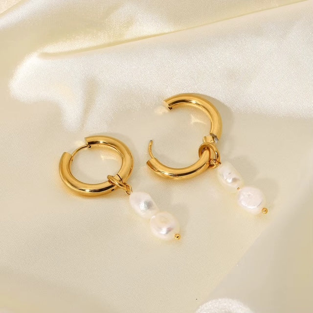 Calilo Pearl Gold Hoops
