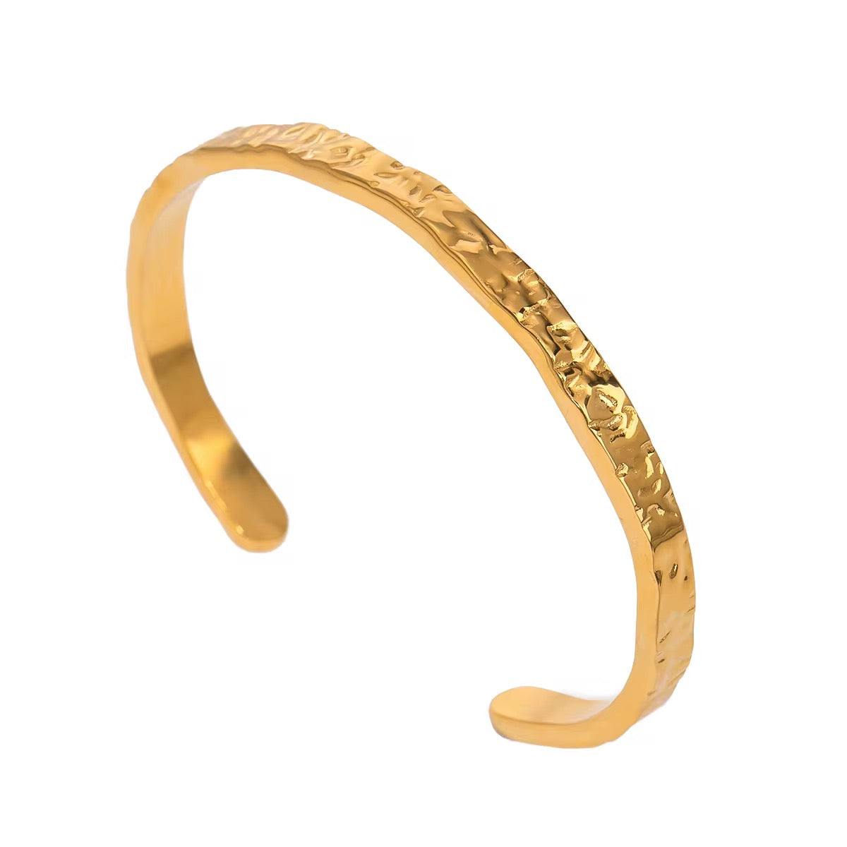 18k gold open cuff bracelet close up
