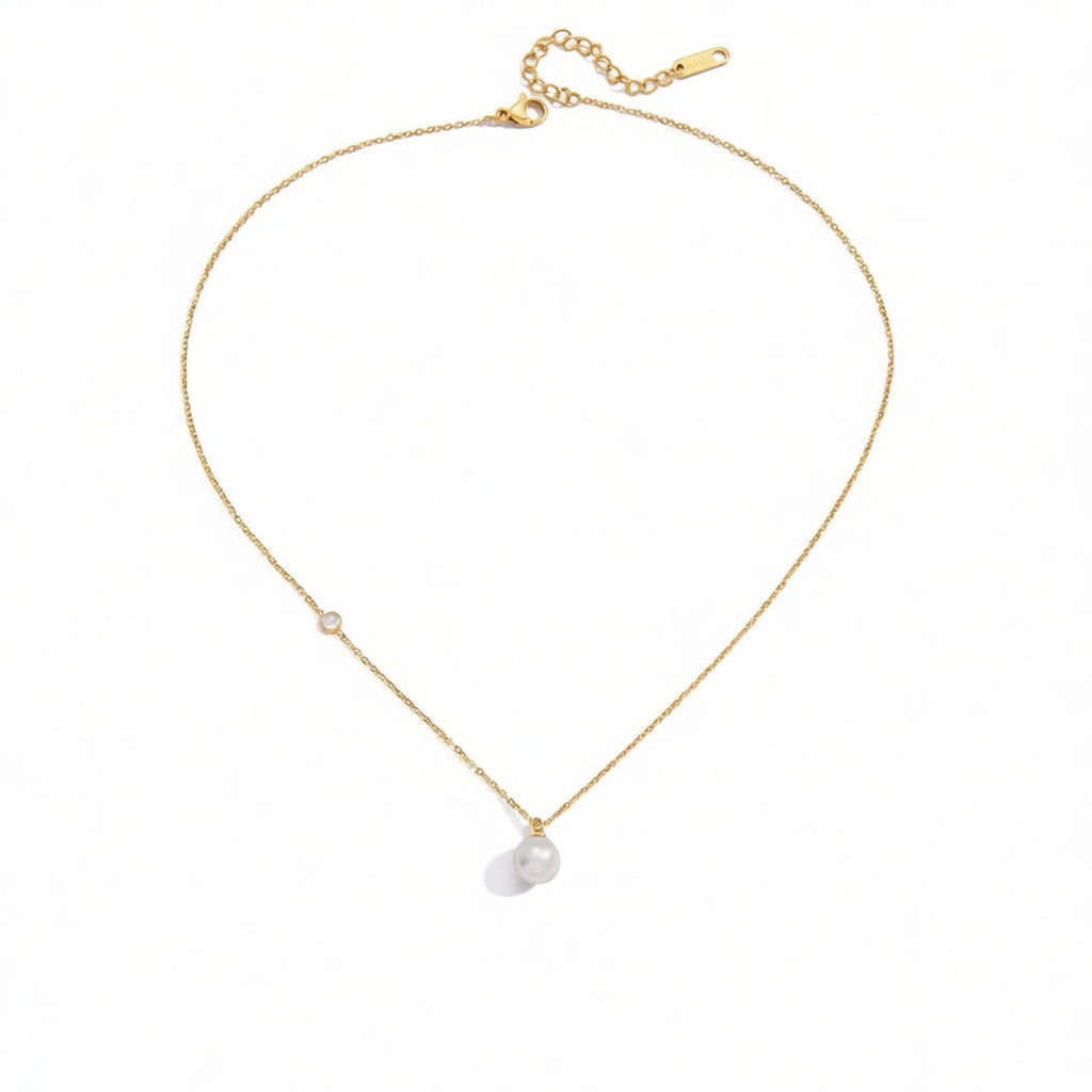 Emma Pearl Necklace