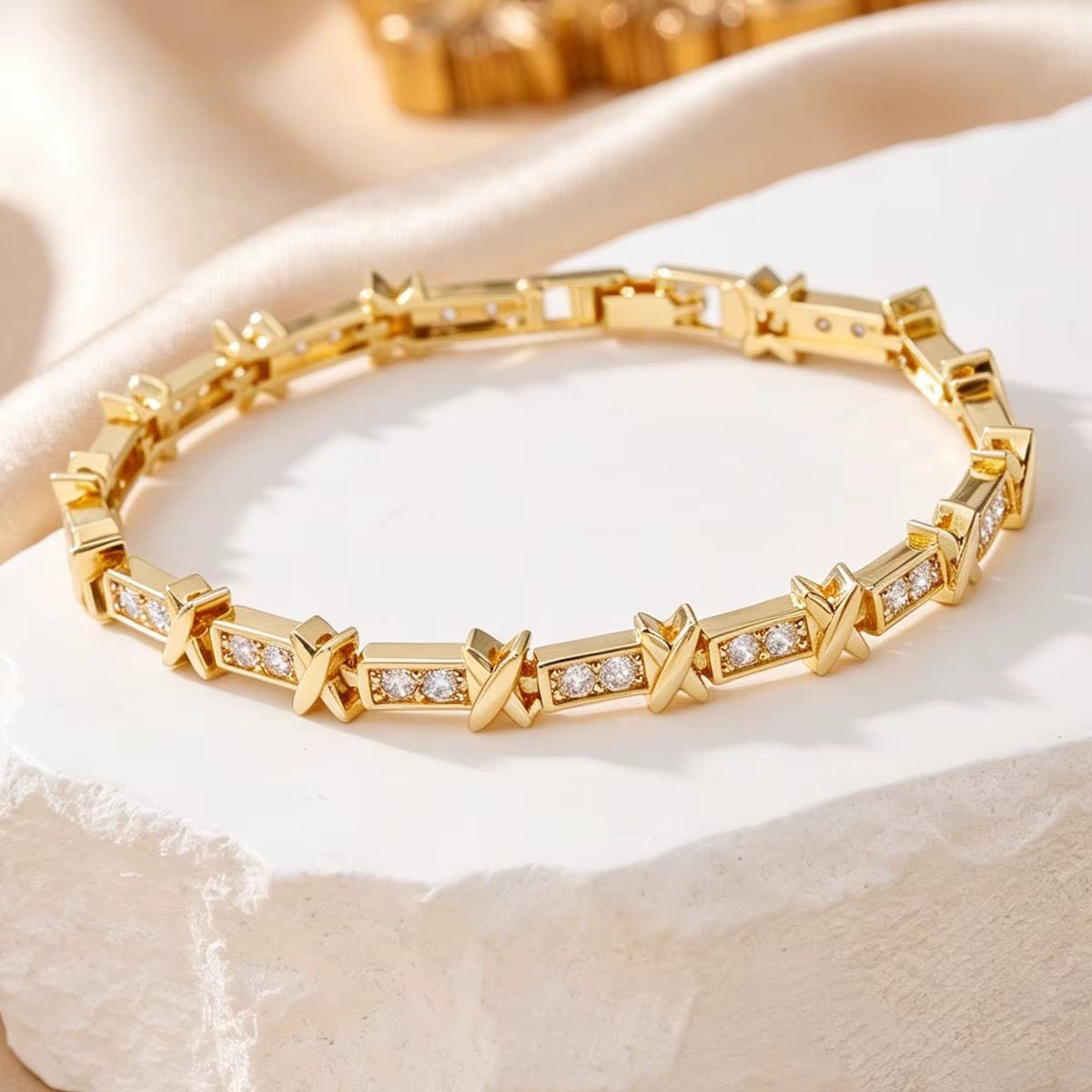Aurelia Gold Zircon Link Bracelet - Calilo Australia