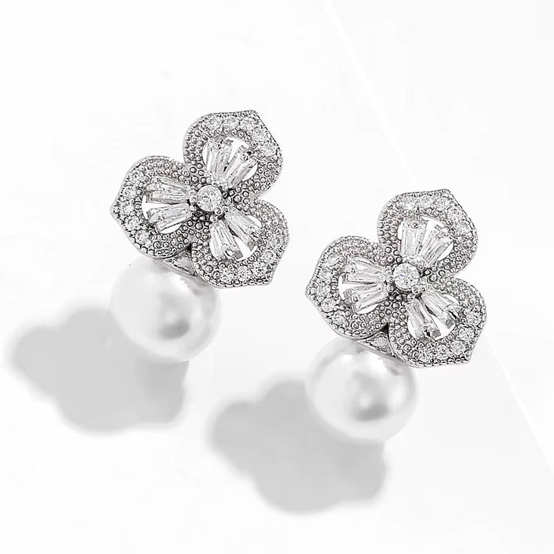Fleur Pearl Earrings - Calilo Australia