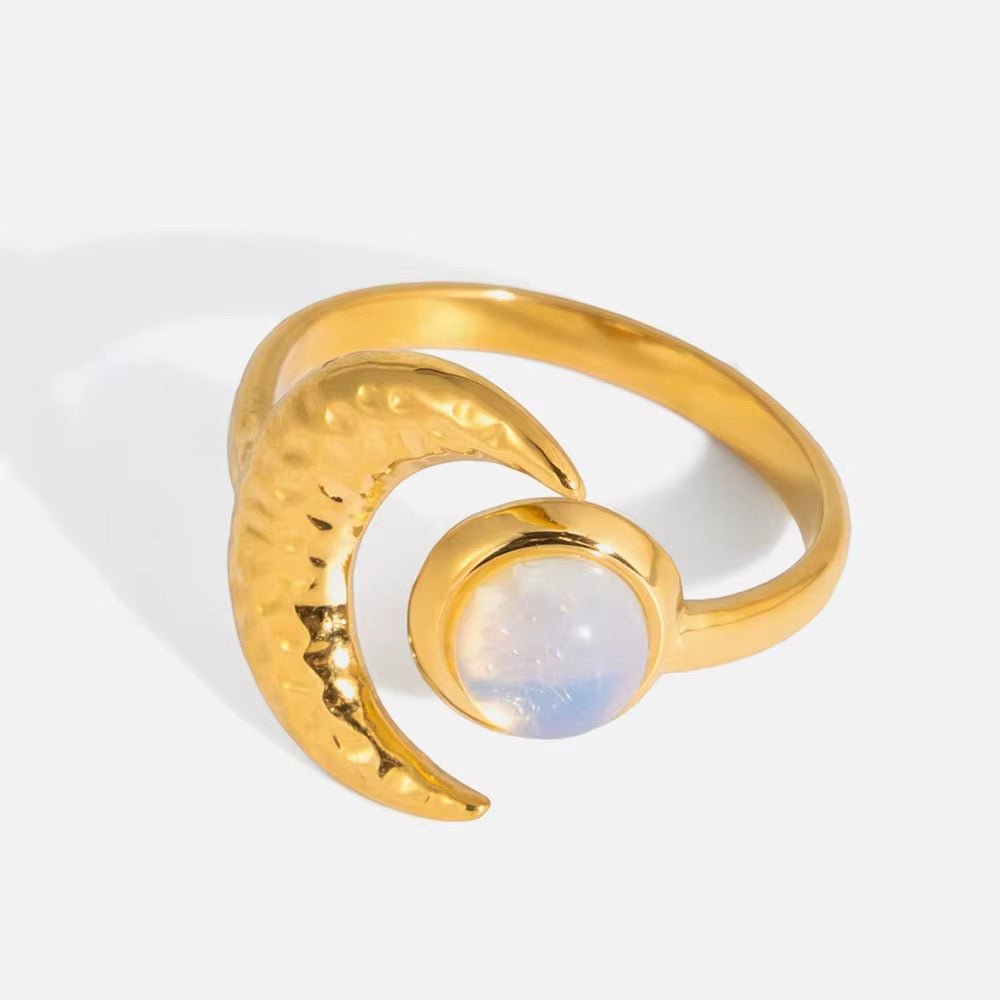 Luna Hammered Moon Ring - Calilo Australia