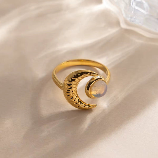 Luna Hammered Moon Ring - Calilo Australia