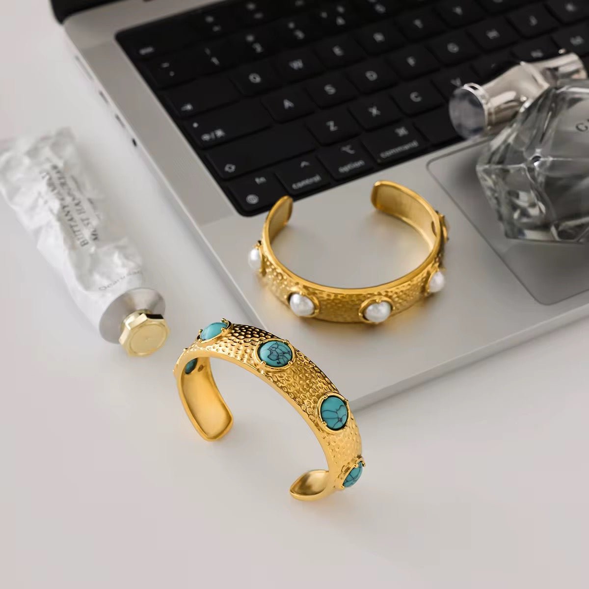 Mira Turquoise & Pearl Hammered Cuff Bracelet - Calilo Australia