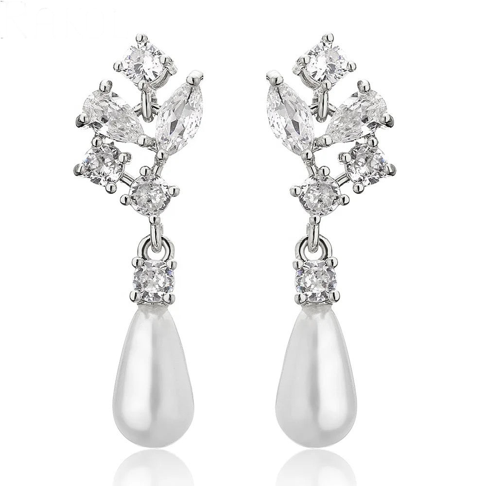 Olivia Pearl Drop Earrings - Calilo Australia
