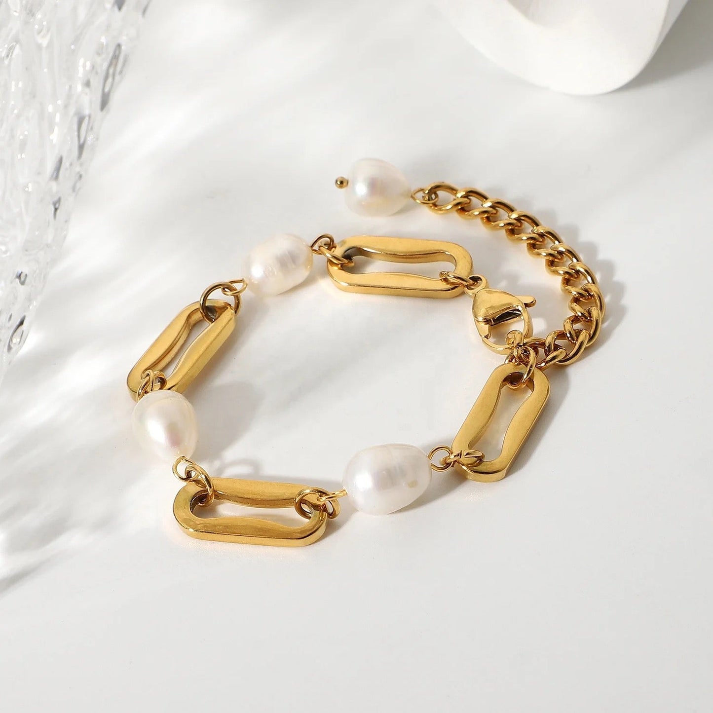 Paris Pearl Bracelet - Calilo Australia