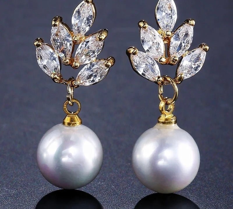Sandra Pearl Drop Earrings - Calilo Australia