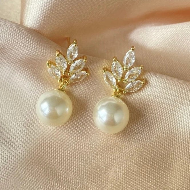 Sandra Pearl Drop Earrings - Calilo Australia