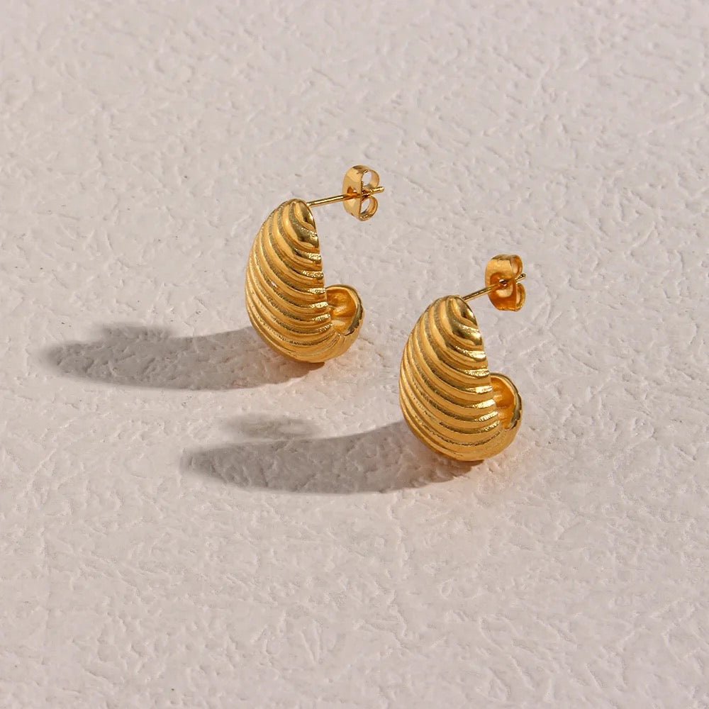 Amora Gold Earrings - Coco & Cali