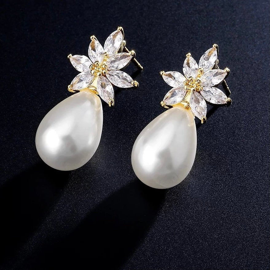 Aurora Earrings - Coco & Cali