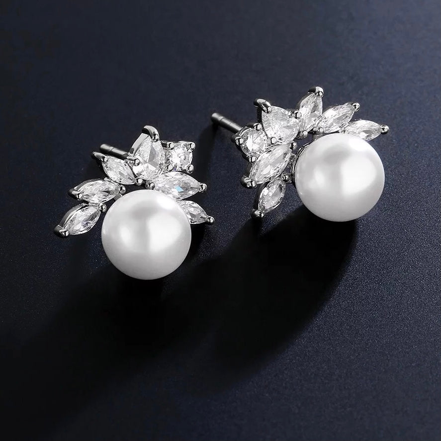 Paris Pearl Earrings - Coco & Cali