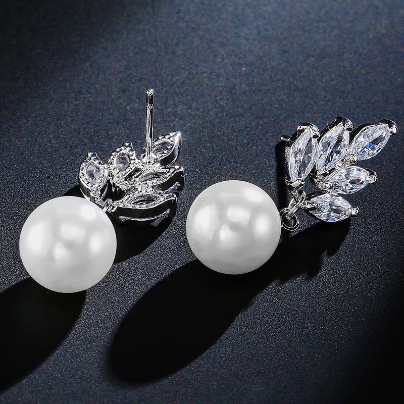Sandra Pearl Drop Earrings