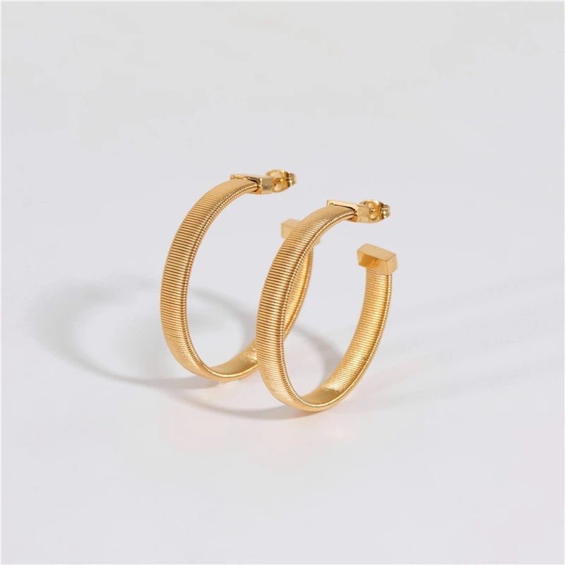 Tia Gold Hoop Earrings - Coco & Cali