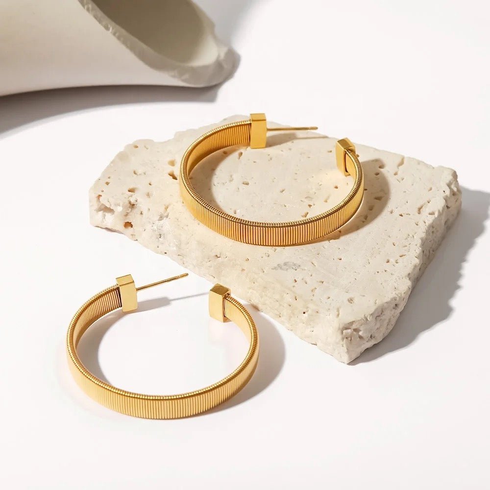 Tia Gold Hoop Earrings - Coco & Cali