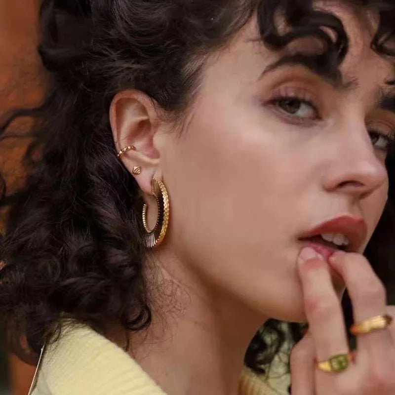 Zara Hoop Earrings - Coco & Cali